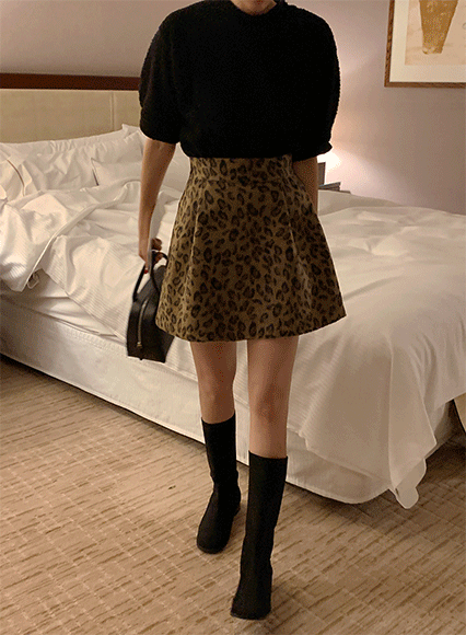레오미 wool skirt (wool 30%)